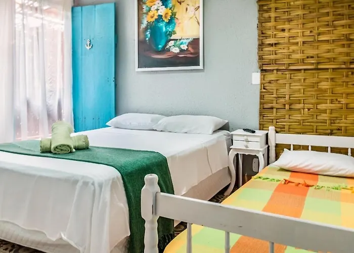 Vilarejo Praia Do Pereque Suites