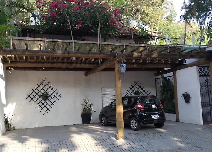 Vilarejo Praia Do Pereque Suites