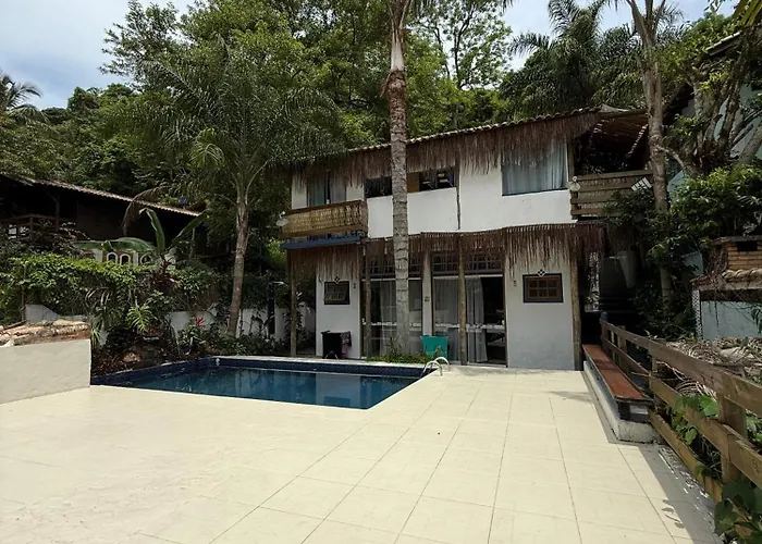Vilarejo Praia Do Pereque Suites