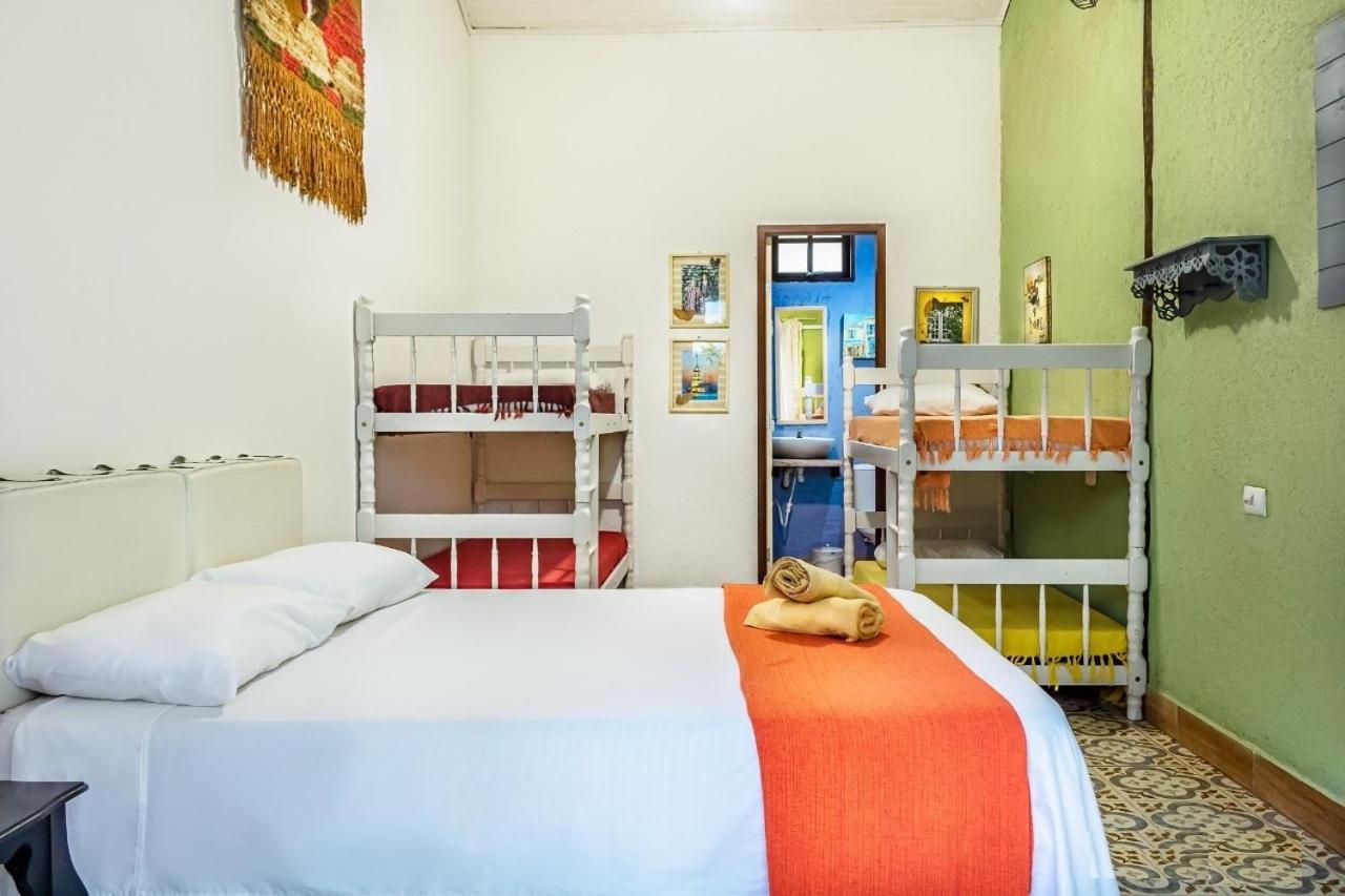 Vilarejo Do Pereque Hostel *